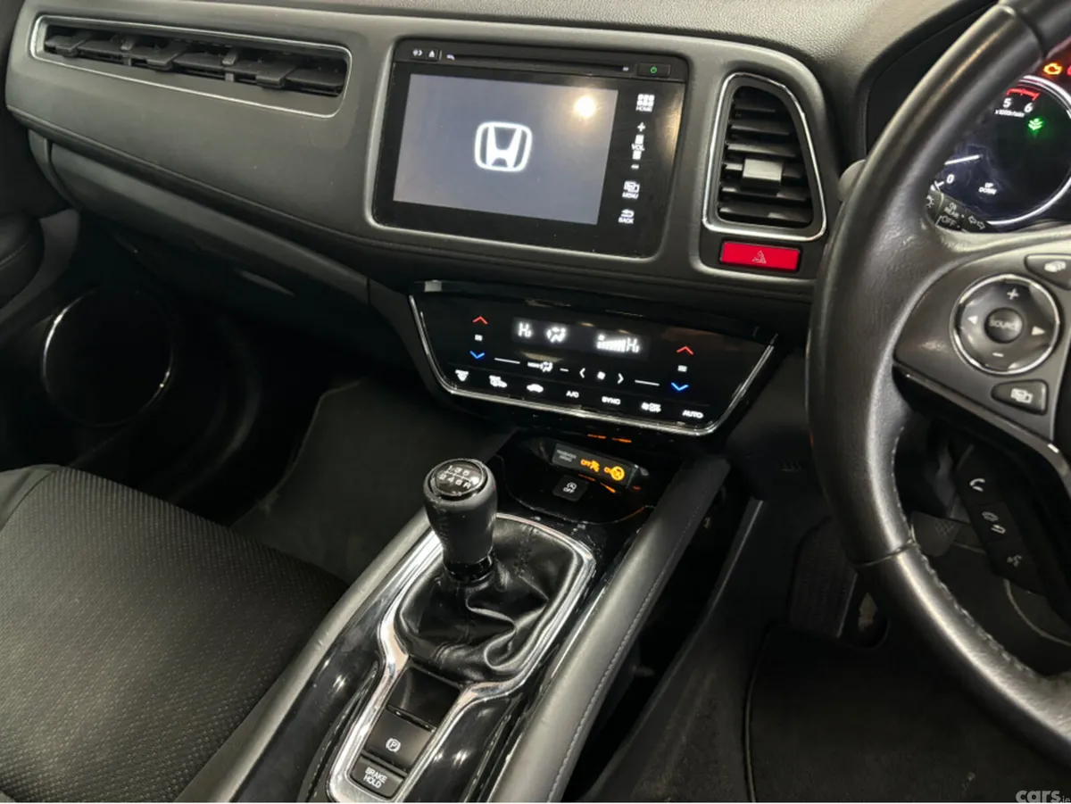Honda HR-V SUV, Diesel, 2016, Red