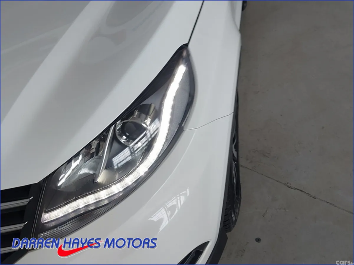 DFSK Glory 580 MPV, Petrol, 2023, White