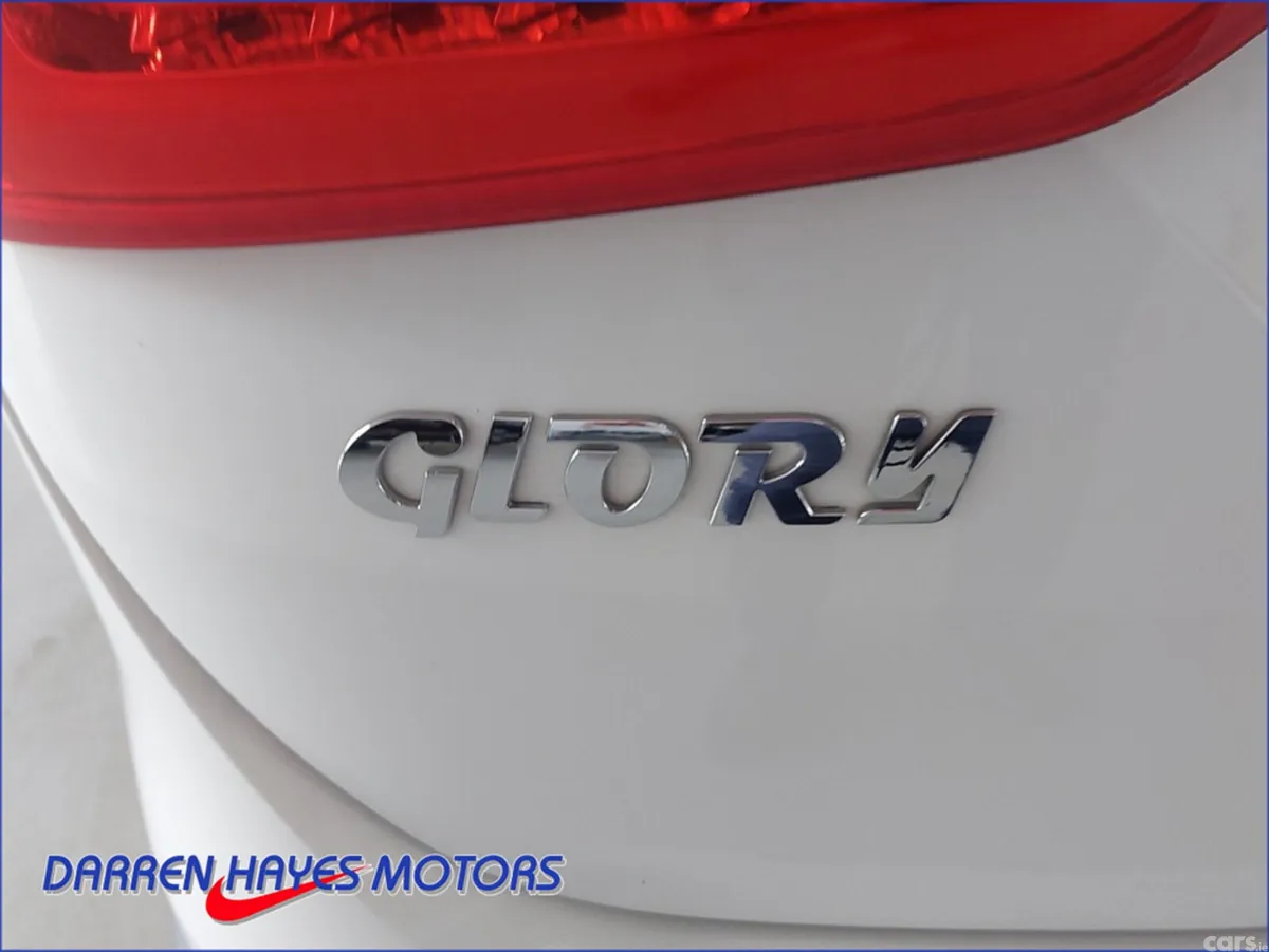 DFSK Glory 580 MPV, Petrol, 2023, White