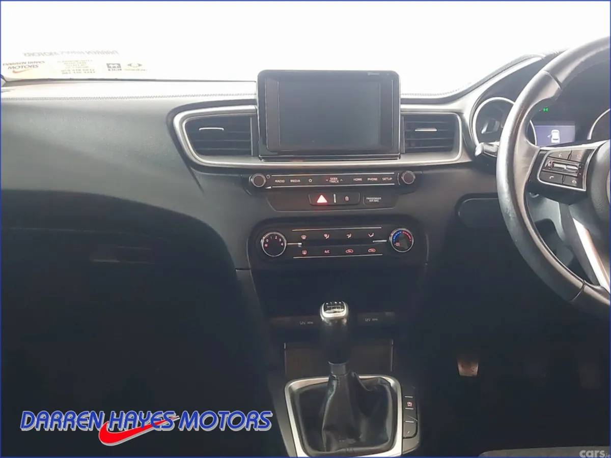 Kia Ceed Hatchback, Diesel, 2019, White