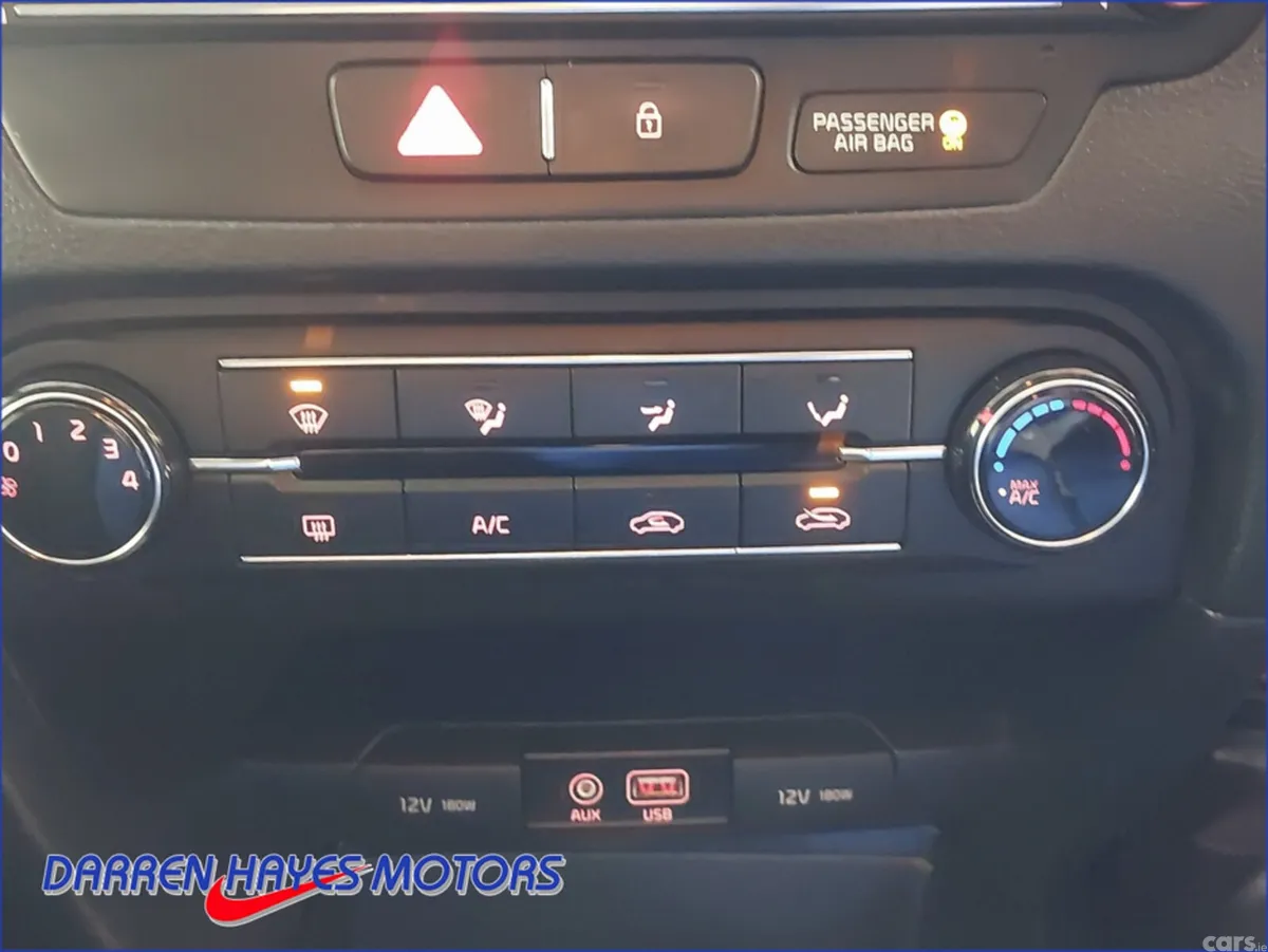 Kia Ceed Hatchback, Diesel, 2019, White