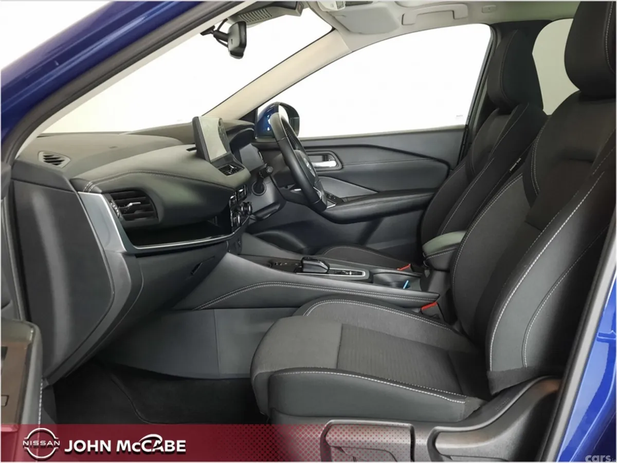 Nissan Qashqai MPV, Petrol Hybrid, 2023, Blue