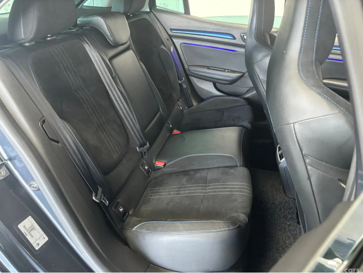 Renault Megane Hatchback, Petrol, 2018, Grey