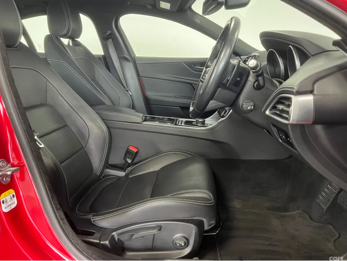 Jaguar XE Saloon, Diesel, 2017, Red