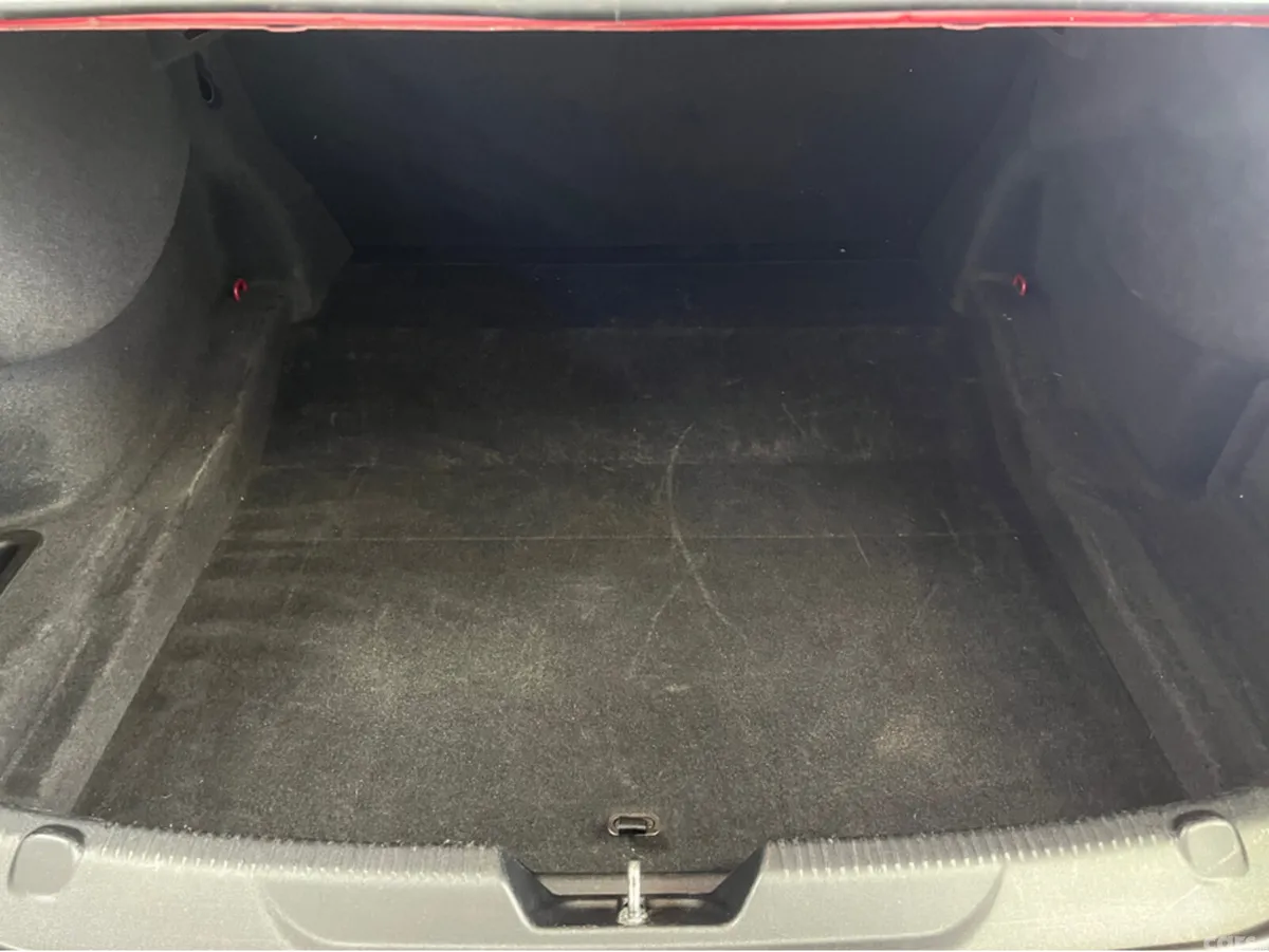 Jaguar XE Saloon, Diesel, 2017, Red