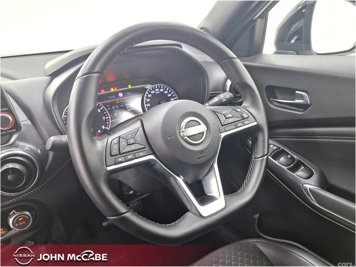 Nissan Juke MPV, Petrol, 2024, White