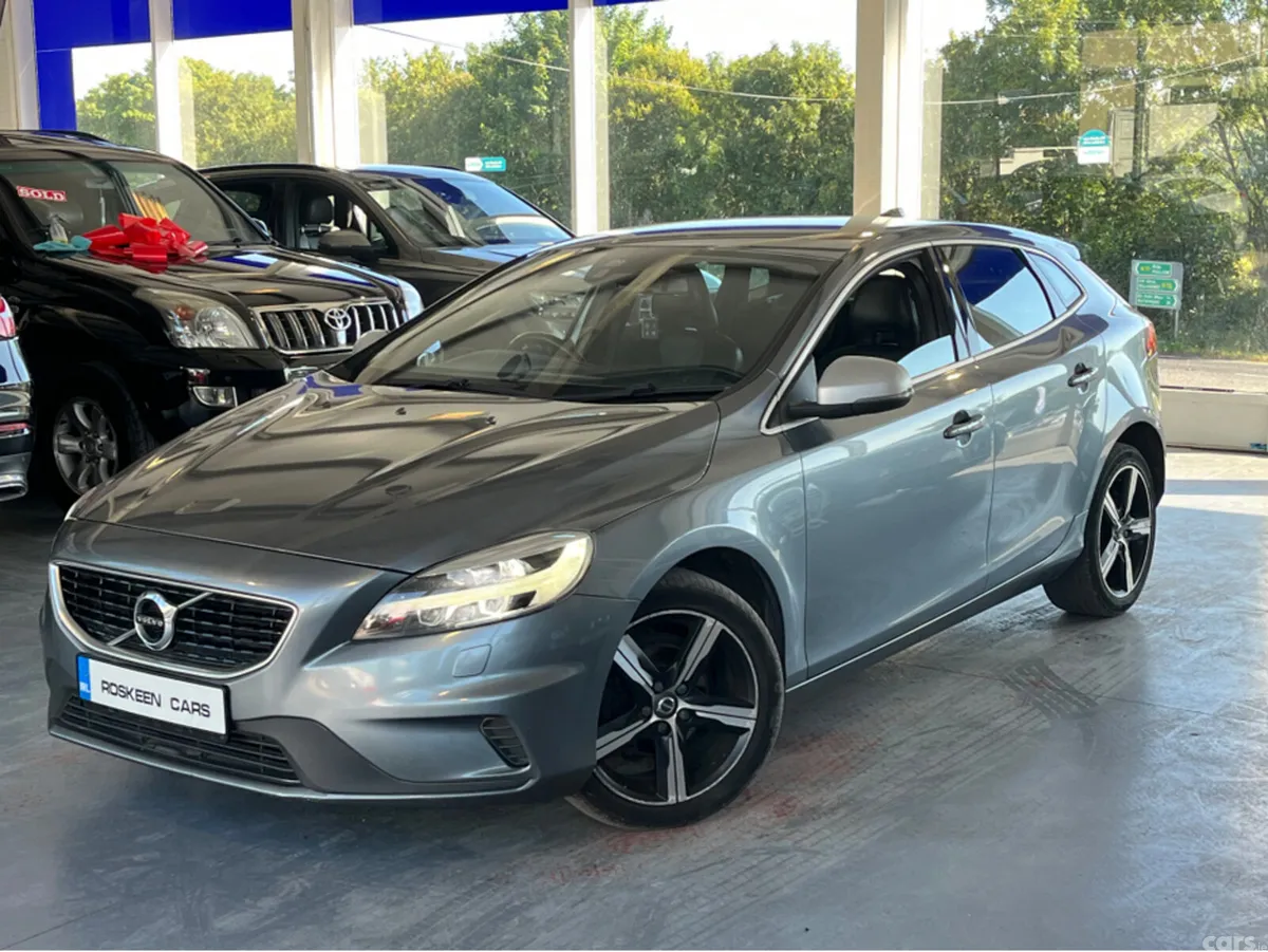 Volvo V40 Hatchback, Diesel, 2016, Grey