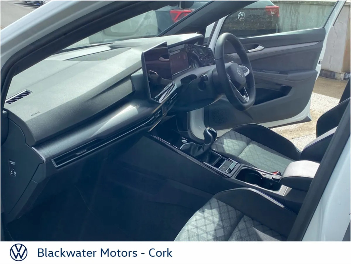 Volkswagen Golf Hatchback, Petrol, 2027, White