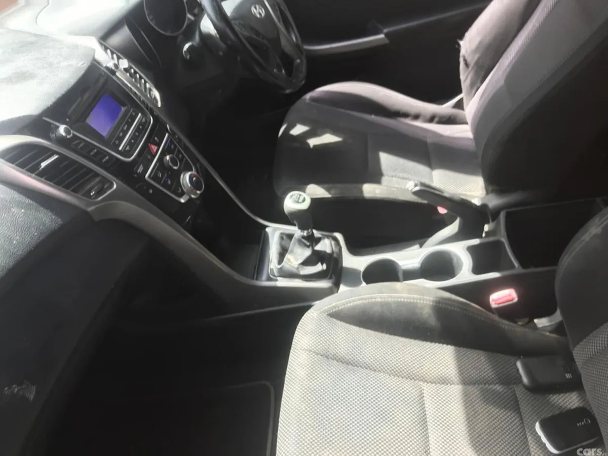 Hyundai i30 Van, Diesel, 2013, White