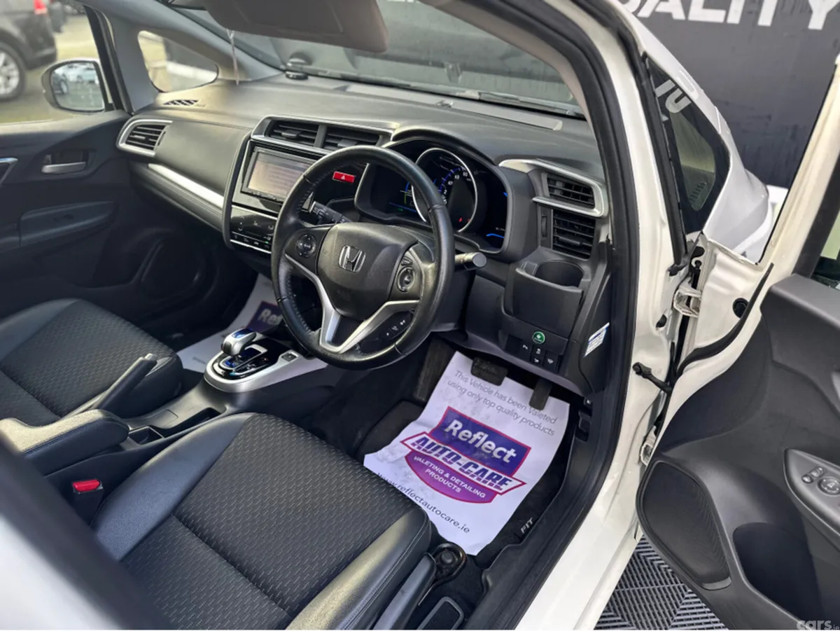 Honda Fit Hatchback, Petrol Hybrid, 2014, White