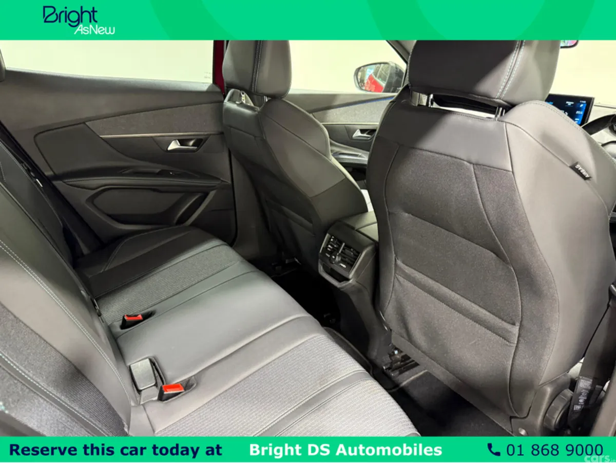 Peugeot 3008 MPV, Diesel, 2023, Red