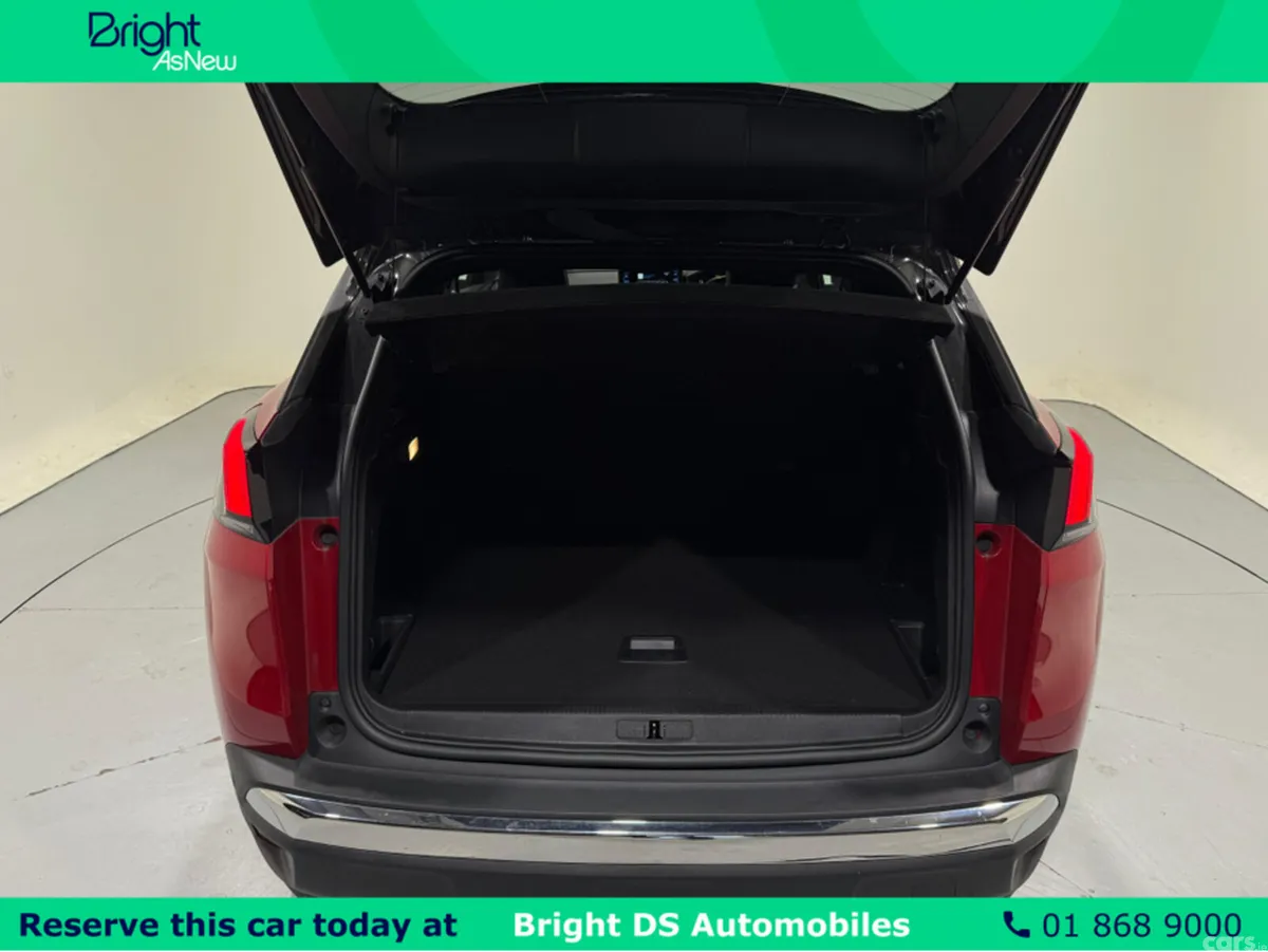 Peugeot 3008 MPV, Diesel, 2023, Red