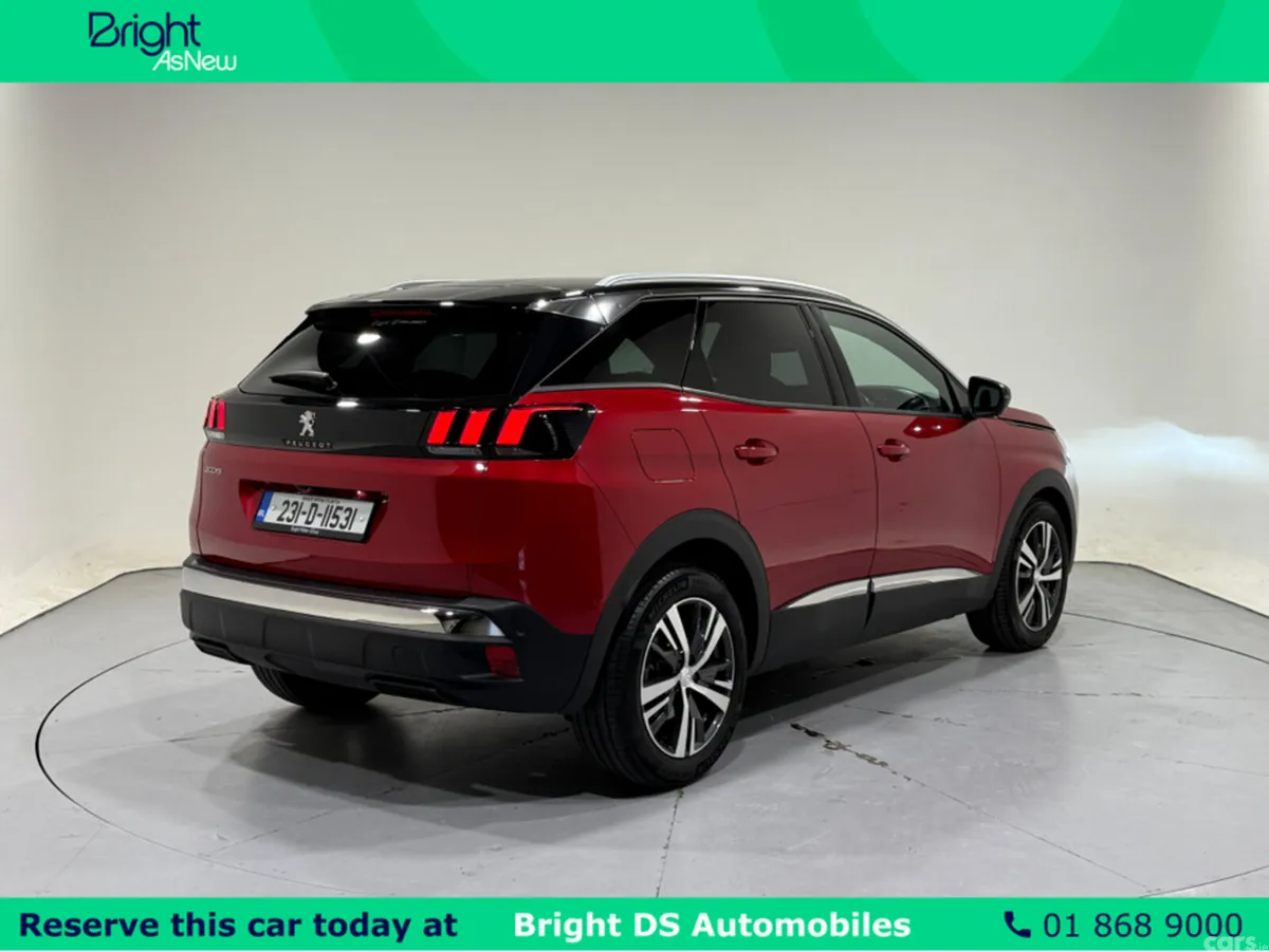Peugeot 3008 MPV, Diesel, 2023, Red