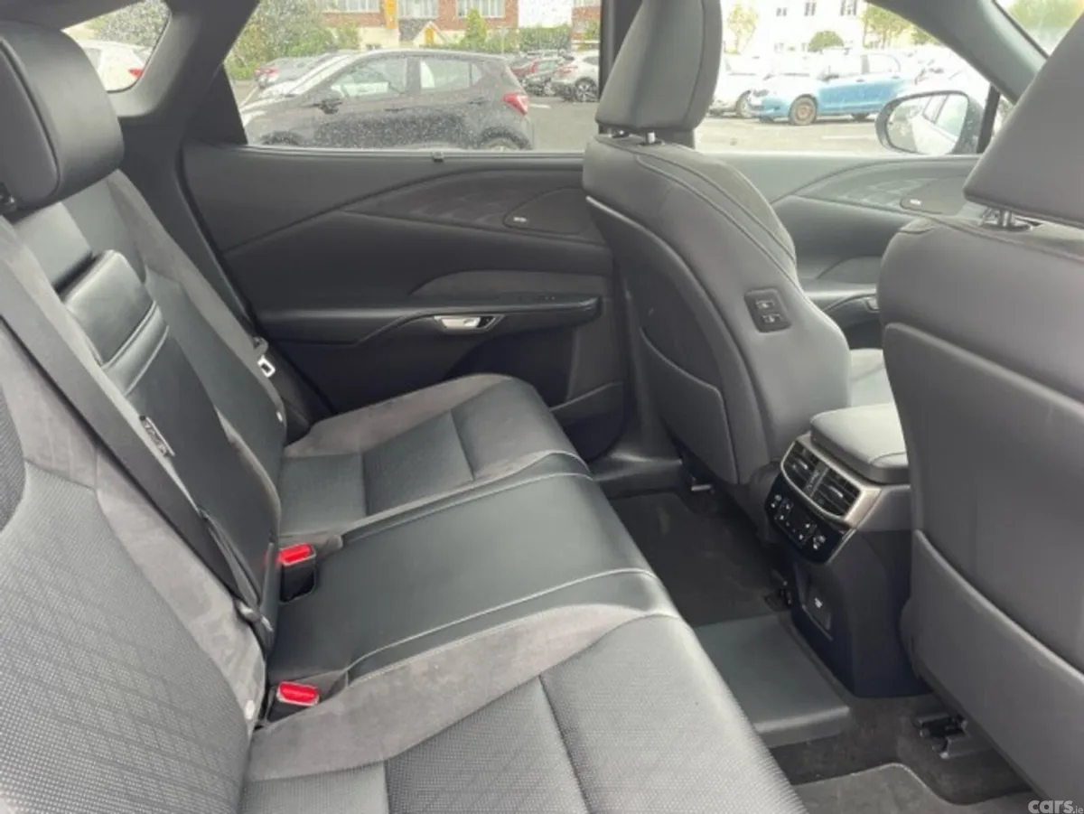 Lexus RX450H+ SUV, Petrol Plug-in Hybrid, 2023, Grey