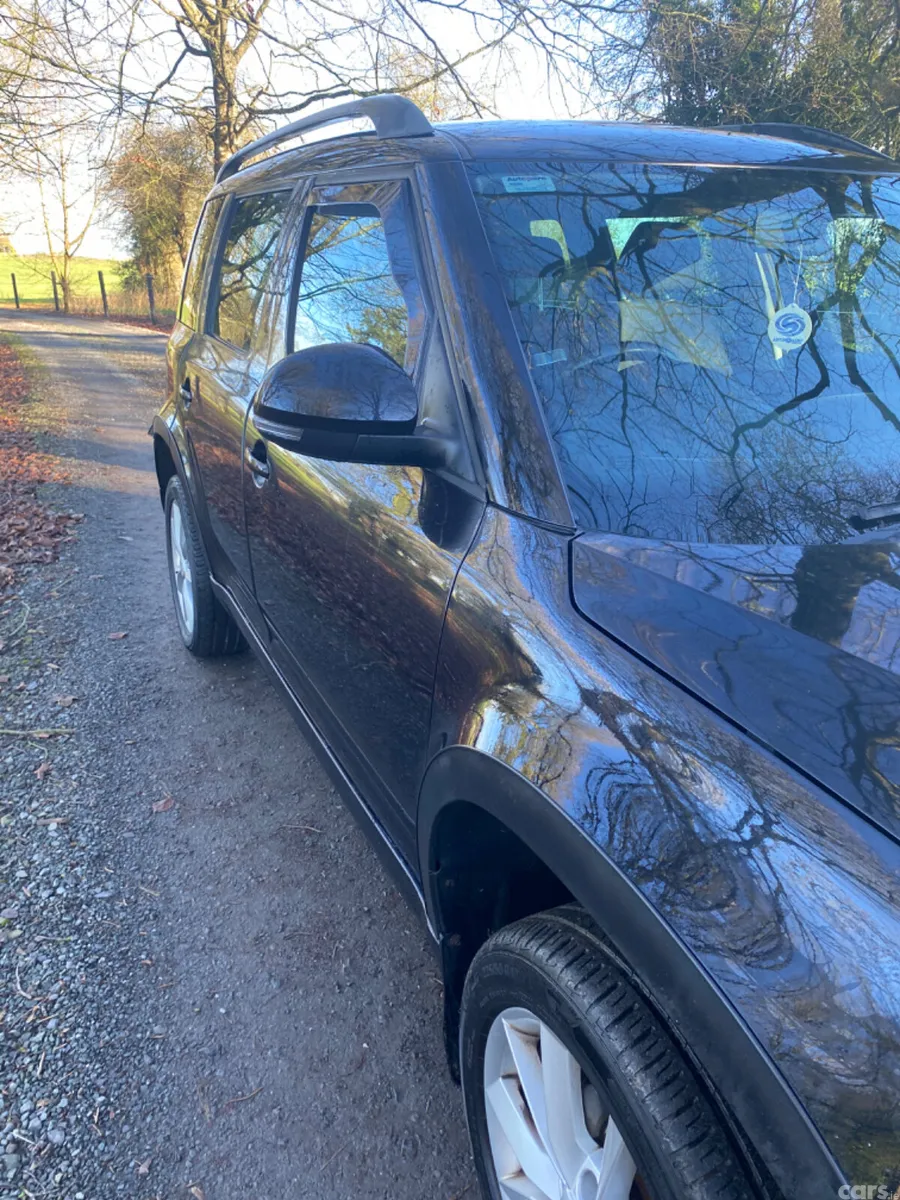 Skoda Yeti SUV, Diesel, 2014, Black