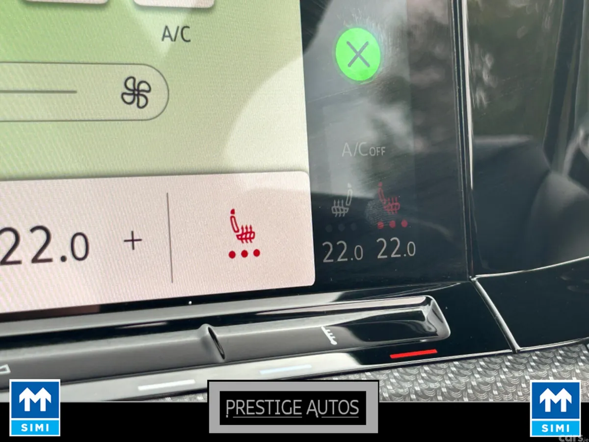 Volkswagen Golf Estate, Petrol, 2021, Black