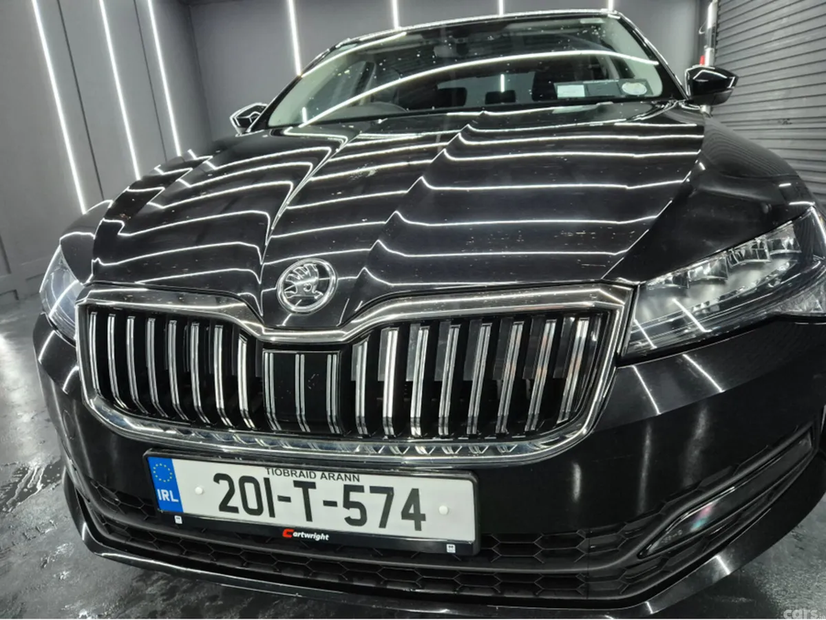 Skoda Superb Hatchback, Diesel, 2020, Black