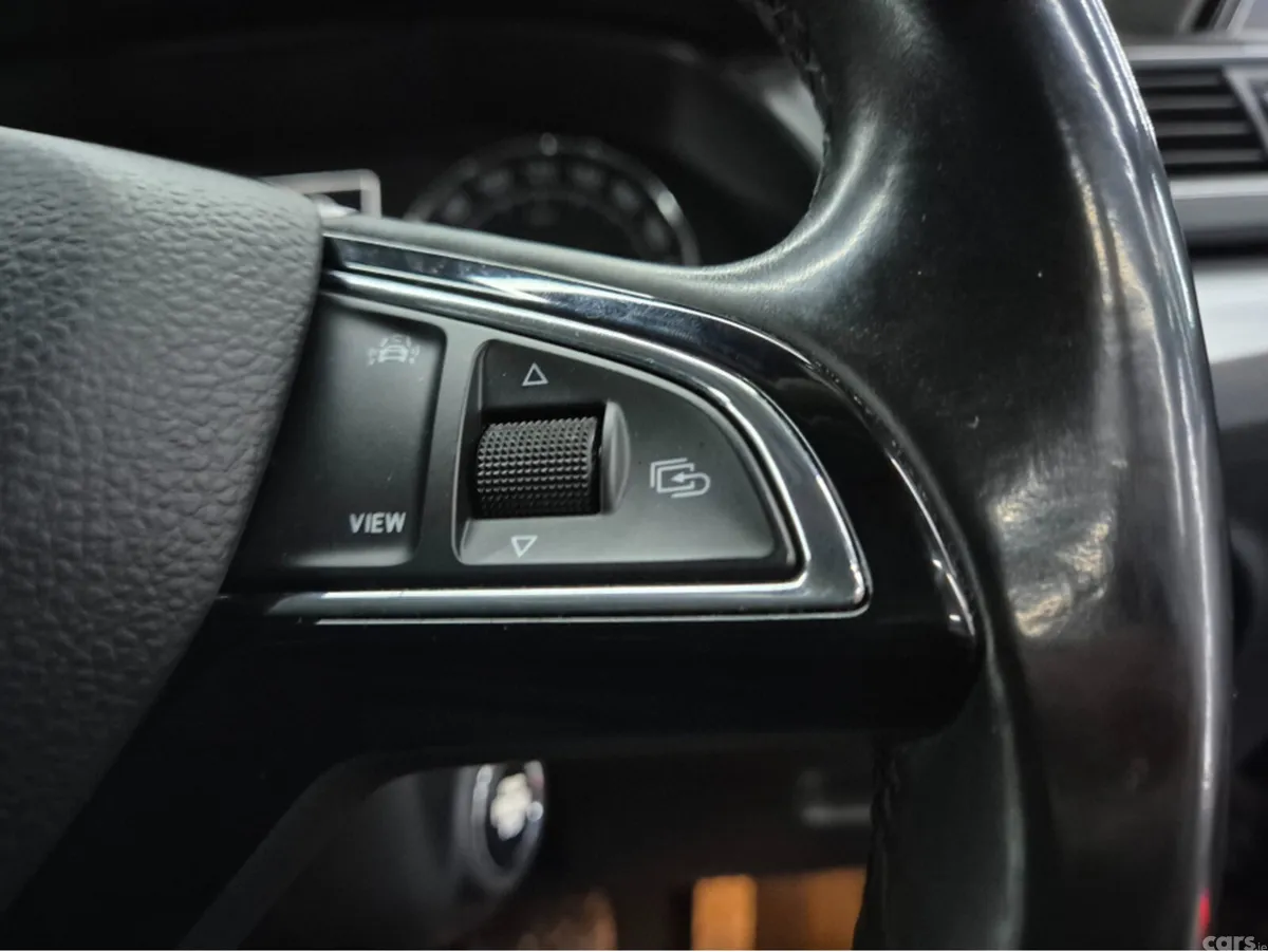 Skoda Superb Hatchback, Diesel, 2020, Black