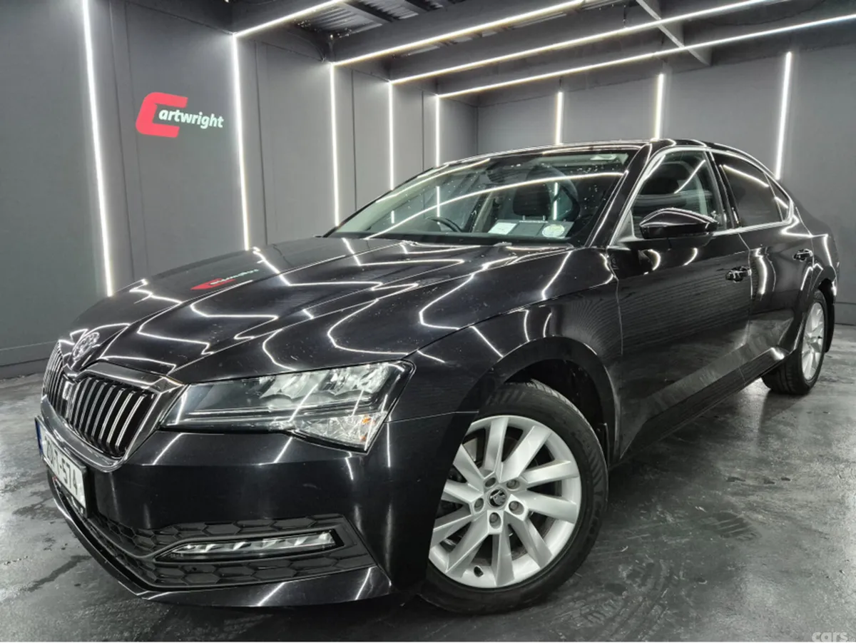 Skoda Superb Hatchback, Diesel, 2020, Black