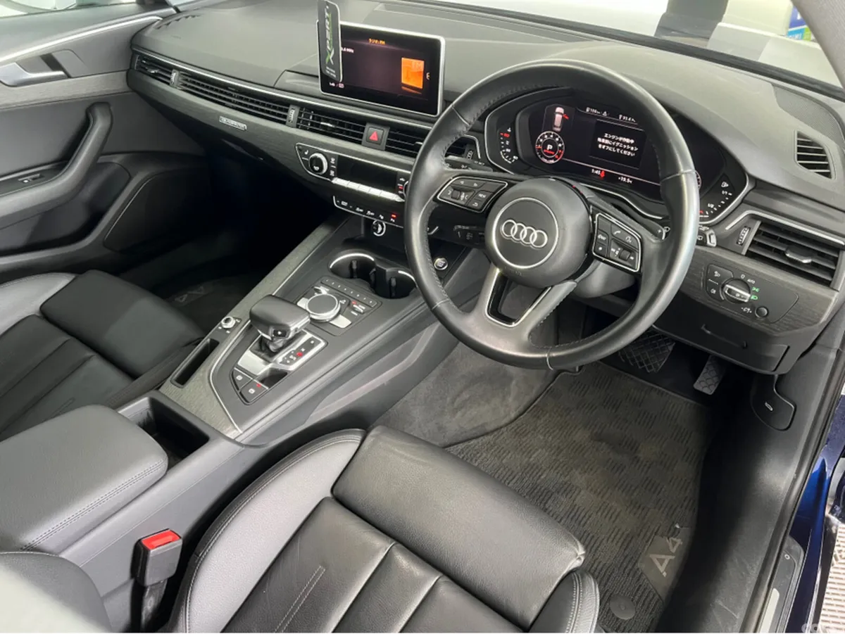 Audi A4 Estate, Petrol, 2019, Blue