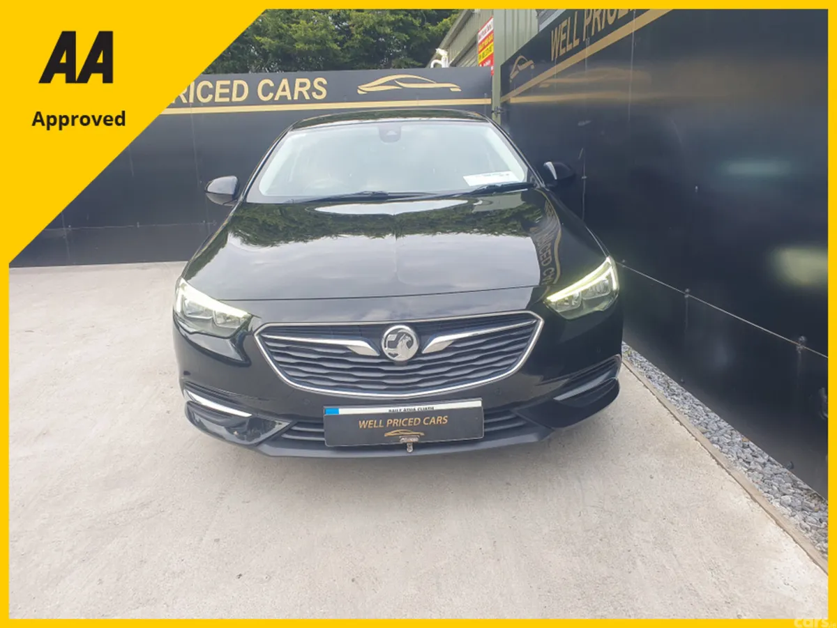 Vauxhall Insignia Hatchback, Diesel, 2017, Black