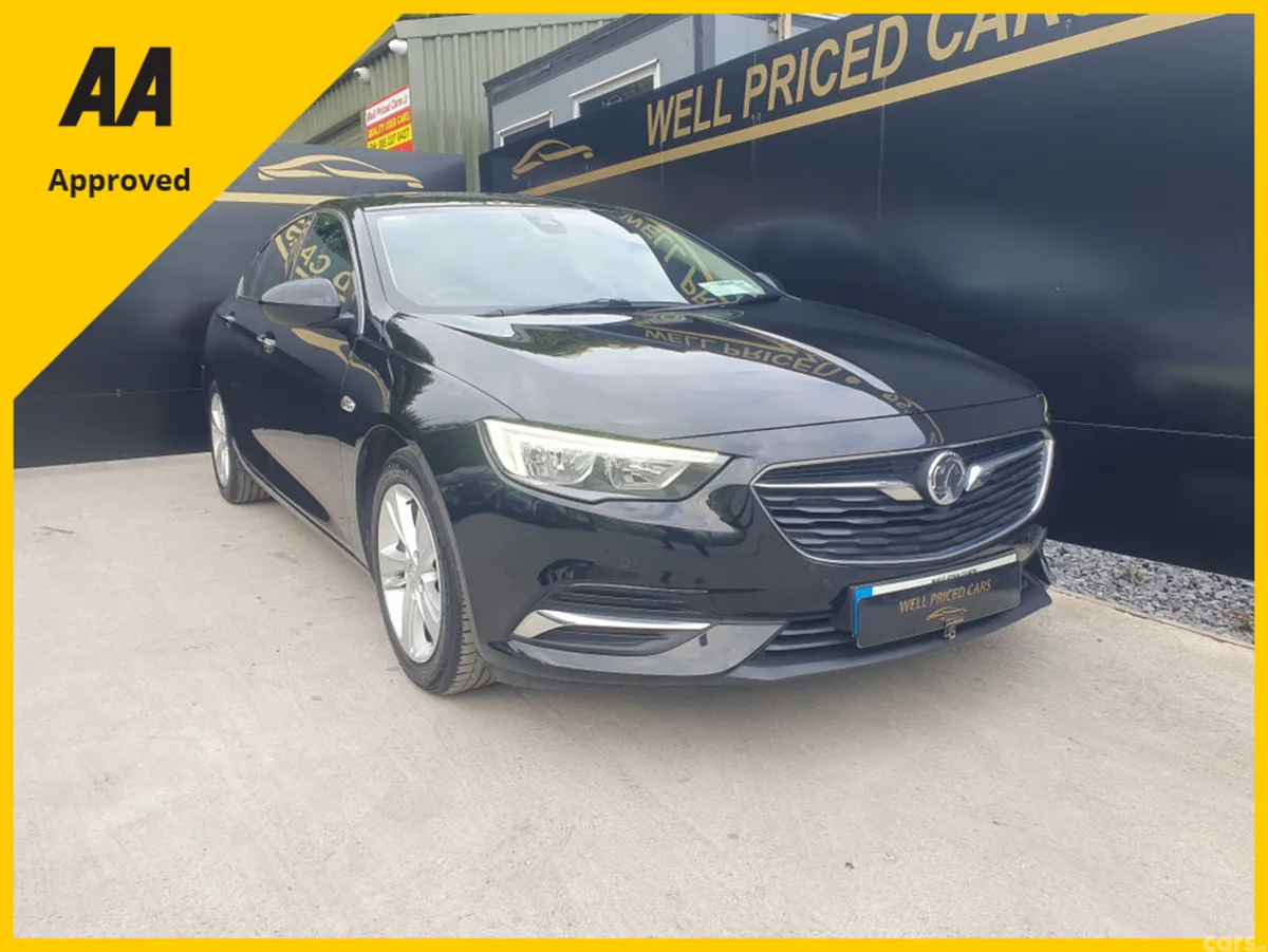 Vauxhall Insignia Hatchback, Diesel, 2017, Black
