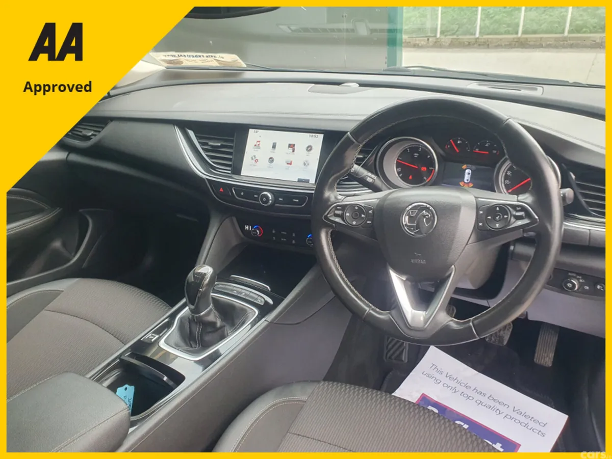 Vauxhall Insignia Hatchback, Diesel, 2017, Black