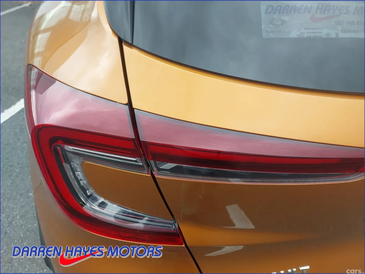 Renault Captur Hatchback, Petrol, 2021, Orange