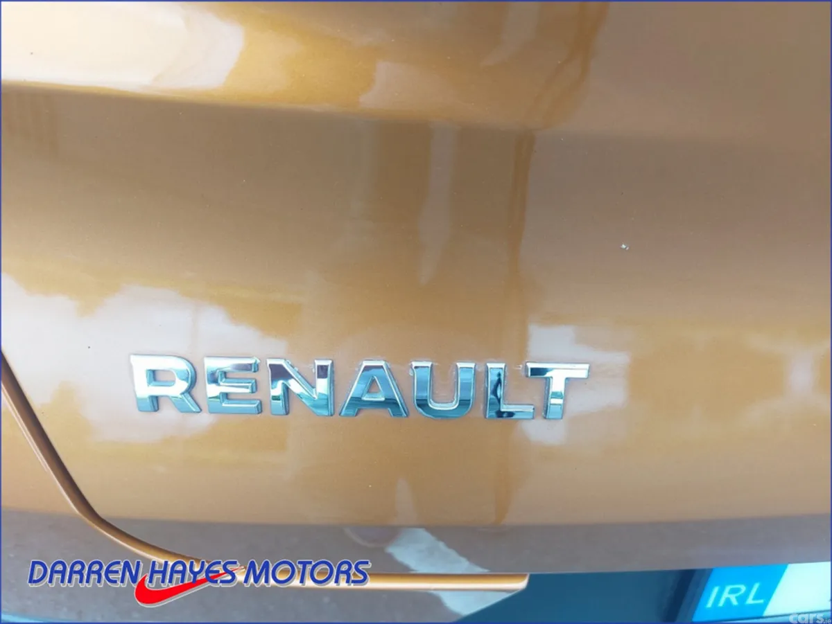 Renault Captur Hatchback, Petrol, 2021, Orange