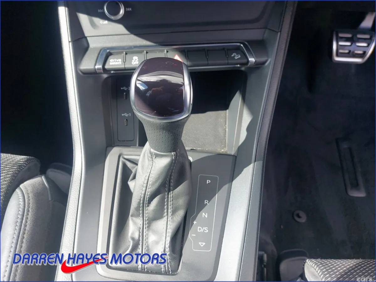 Audi Q3 Estate, Petrol Hybrid, 2022, Blue