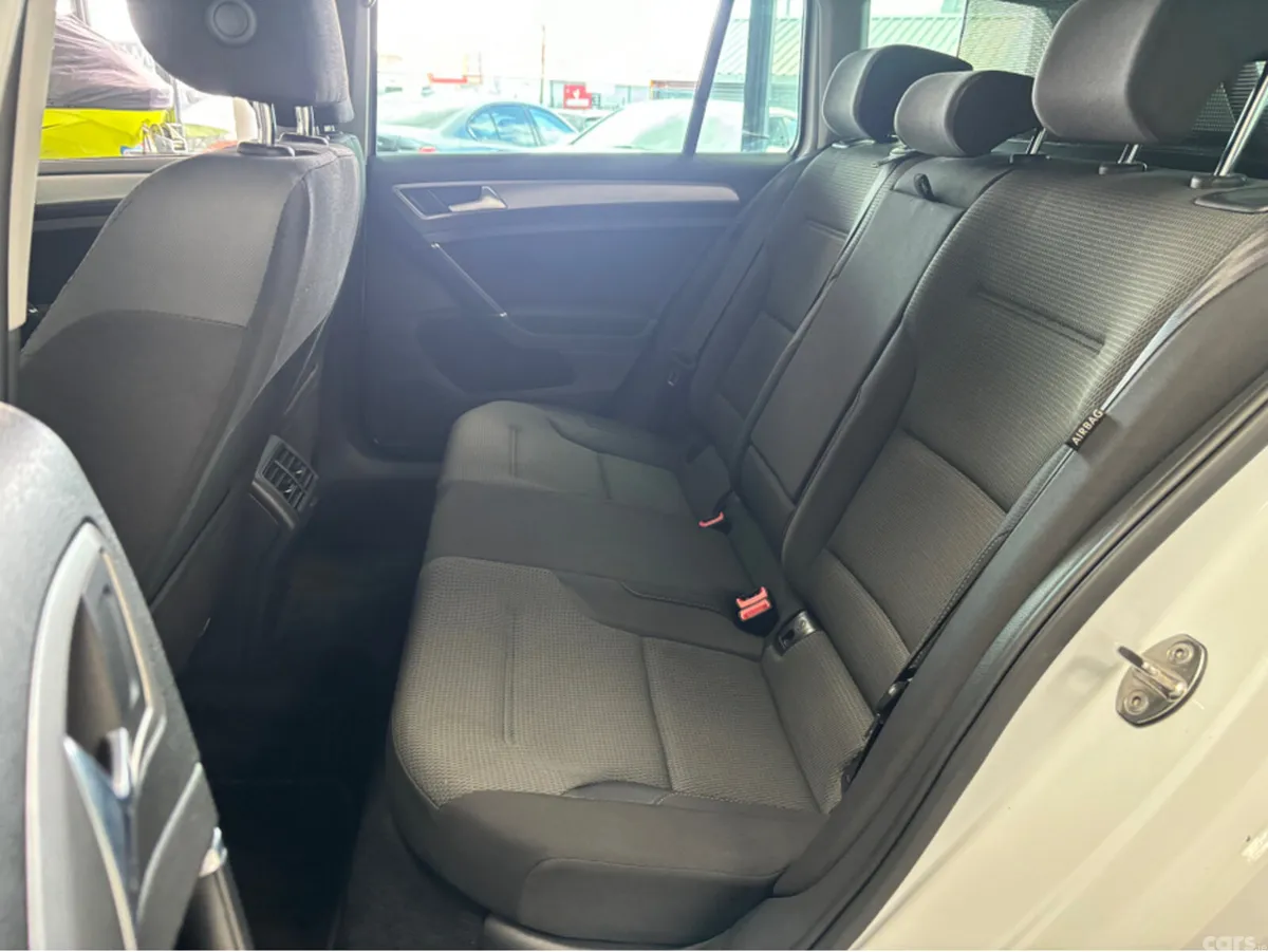 Volkswagen Golf Estate, Petrol, 2014, White