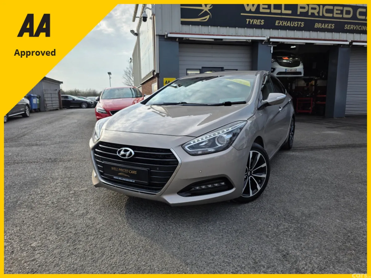Hyundai i40 Saloon, Diesel, 2016, Beige