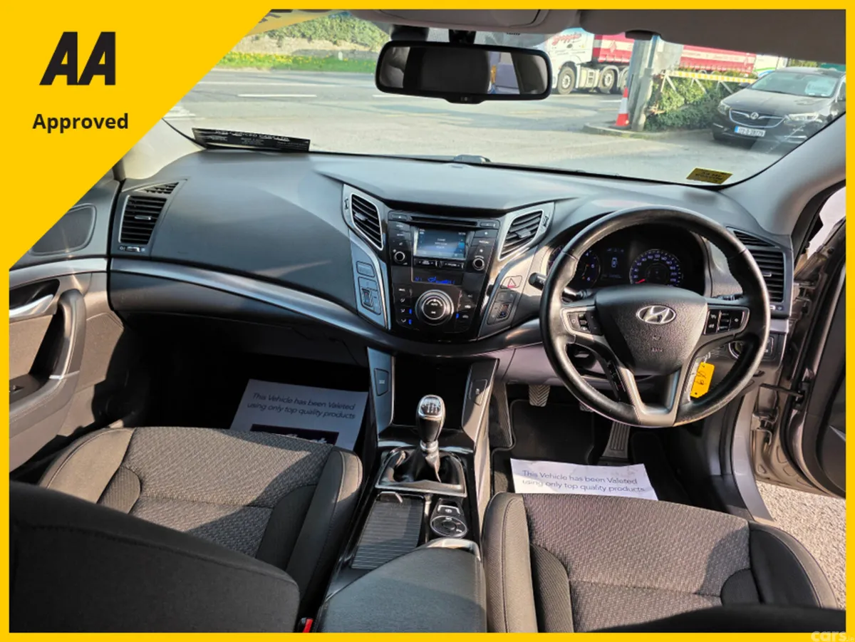 Hyundai i40 Saloon, Diesel, 2016, Beige