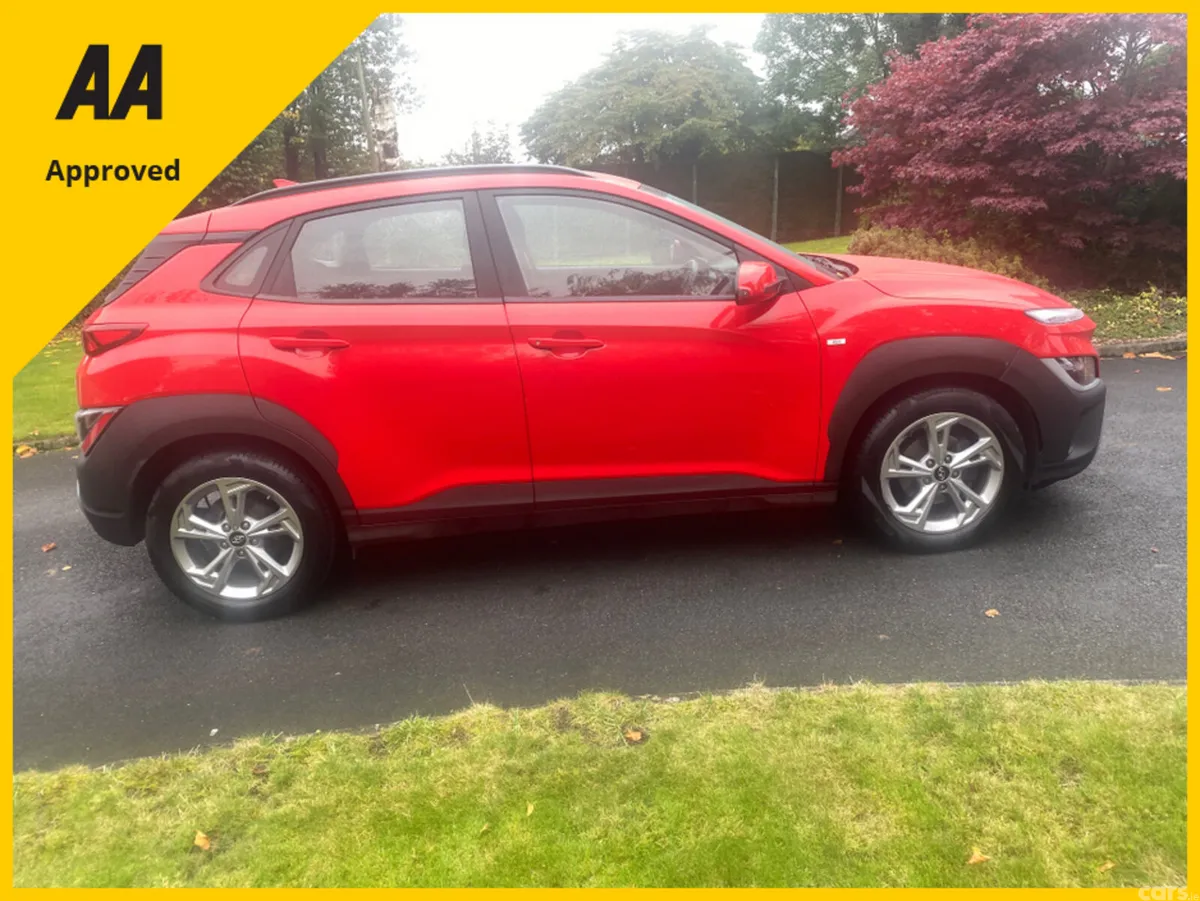 Hyundai KONA Hatchback, Petrol Hybrid, 2022, Red
