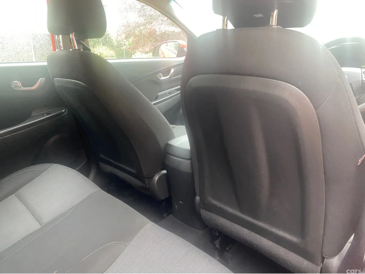 Hyundai KONA Hatchback, Petrol Hybrid, 2022, Red