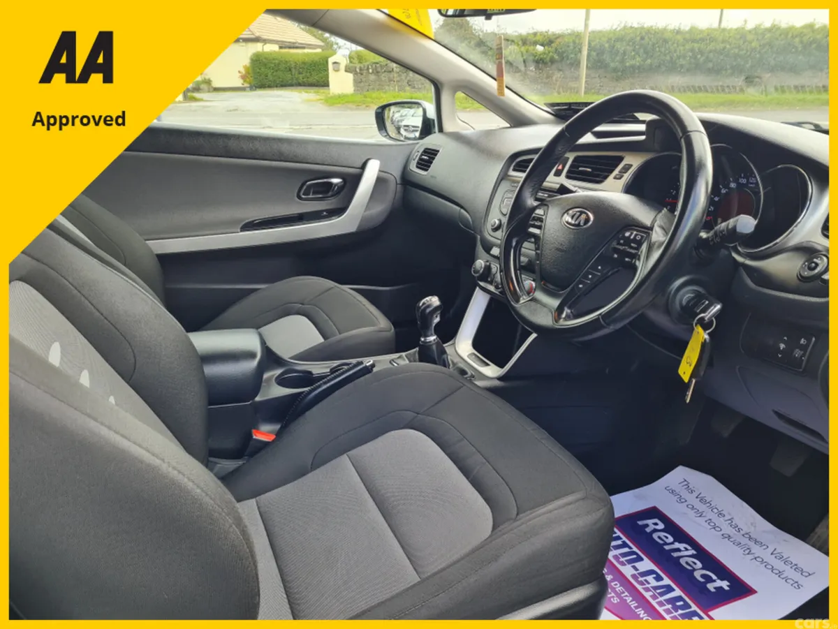 Kia Ceed Hatchback, Diesel, 2015, White