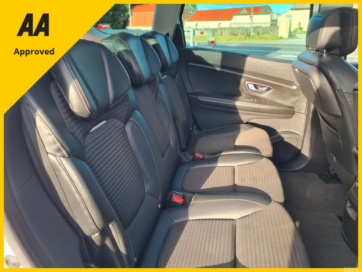 Renault Grand Scenic Hatchback, Diesel, 2017, White