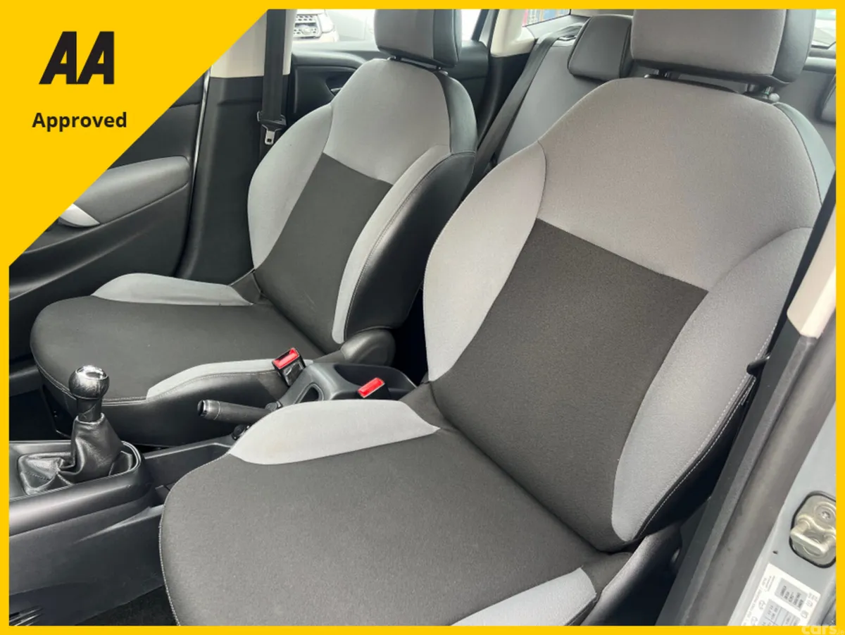 Citroen C3 Hatchback, Diesel, 2012, Silver