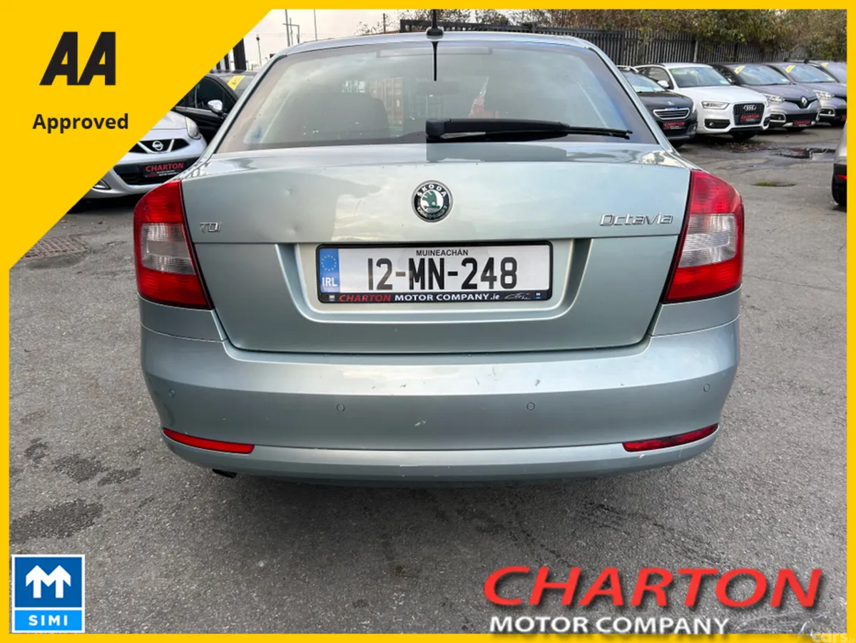 Skoda Octavia Hatchback, Diesel, 2012, Green