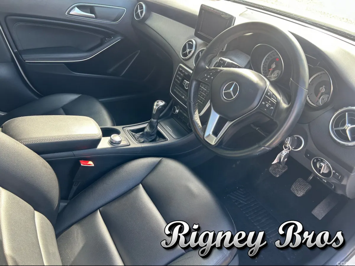 Mercedes-Benz GLA Saloon, Diesel, 2014, White