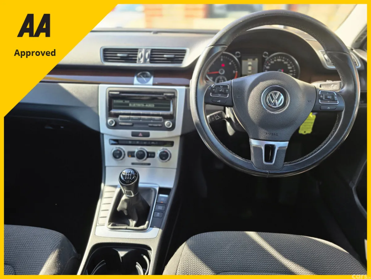 Volkswagen Passat Saloon, Diesel, 2013, Silver