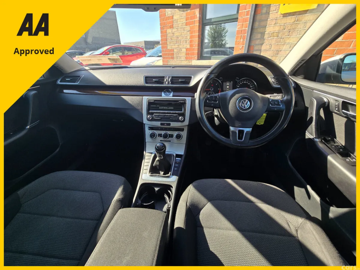Volkswagen Passat Saloon, Diesel, 2013, Silver
