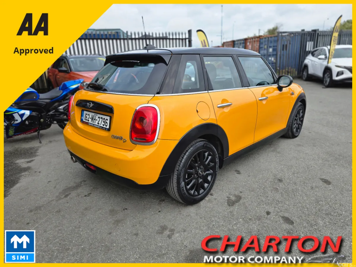 Mini Cooper Hatchback, Diesel, 2016, Orange