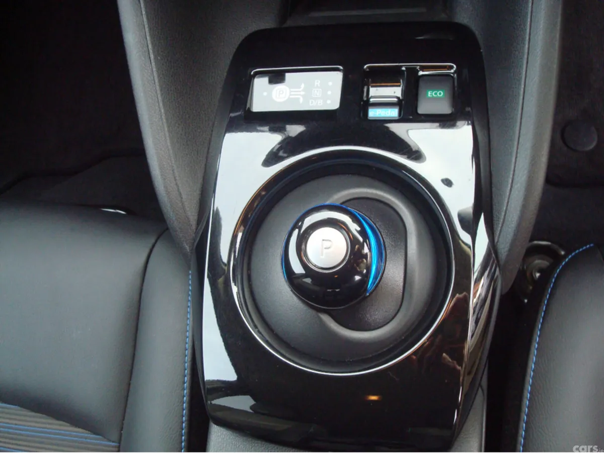 Nissan Leaf Hatchback, Electric, 2020, Black
