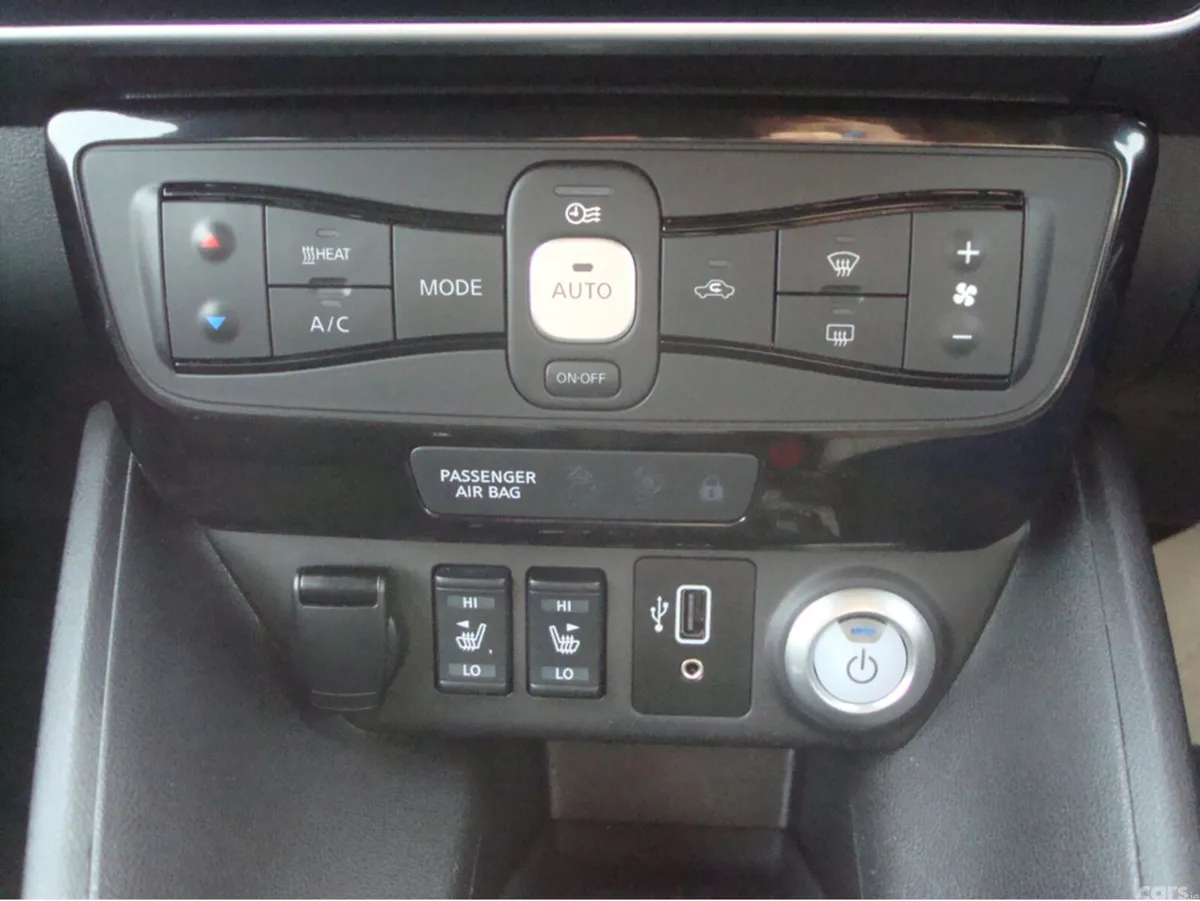 Nissan Leaf Hatchback, Electric, 2020, Black