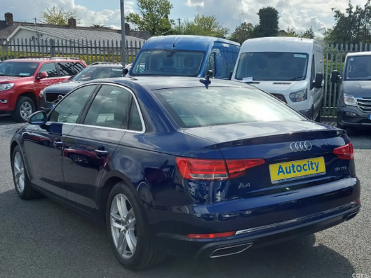 Audi A4 Saloon, Diesel, 2019, Blue