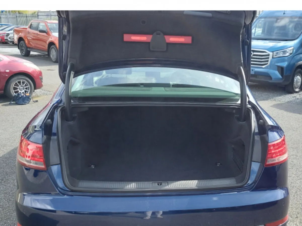 Audi A4 Saloon, Diesel, 2019, Blue