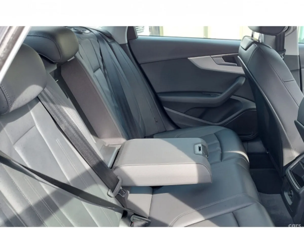 Audi A4 Saloon, Diesel, 2019, Blue