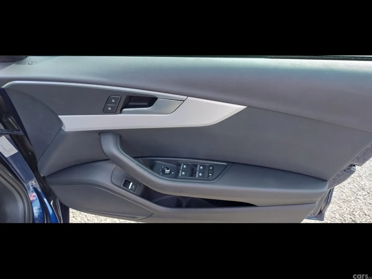 Audi A4 Saloon, Diesel, 2019, Blue