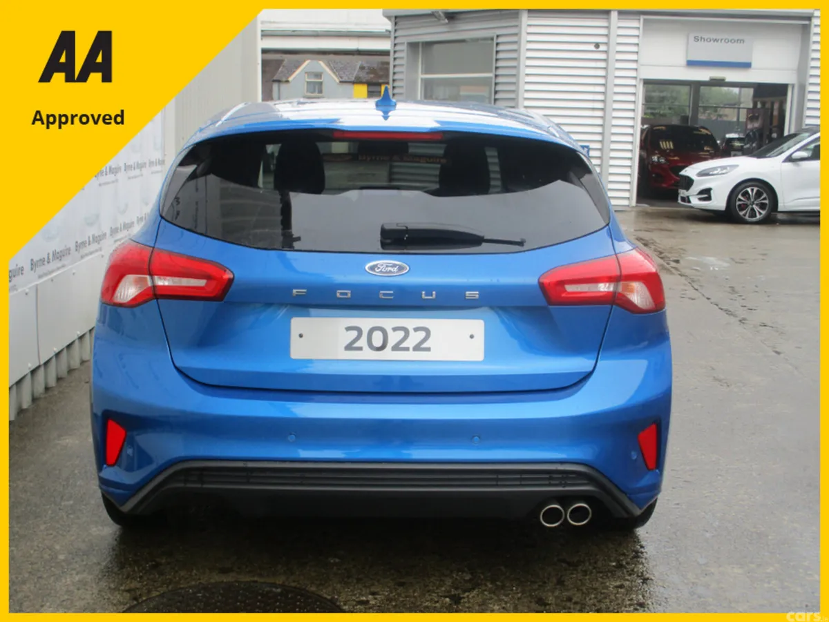 Ford Focus Hatchback, Petrol, 2022, Blue